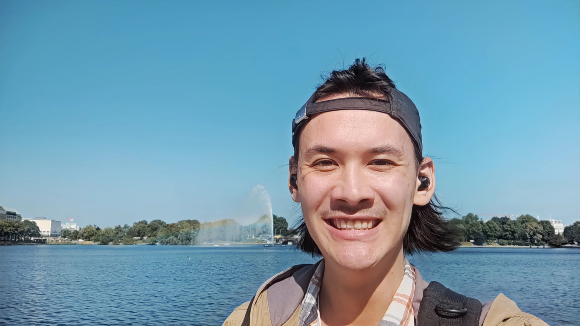 lossless-Xiaomi-Mix4-Selfie-13.jpg