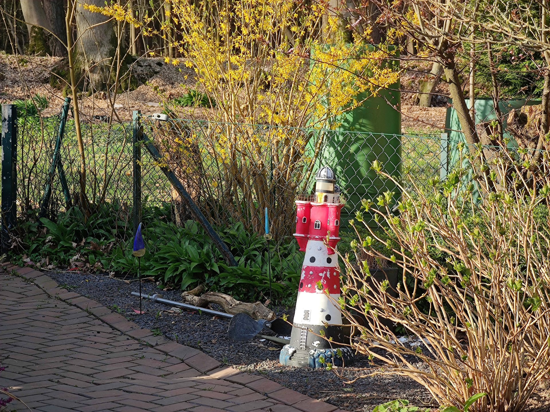 Mi11U_5x_Lighthouse.jpg