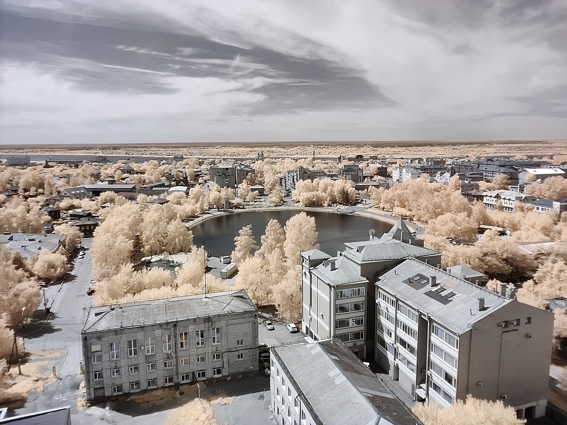 oneplus_slomala_rentgen_primery_foto_na_oneplus_8_pro_posle_apdejta_2.jpg