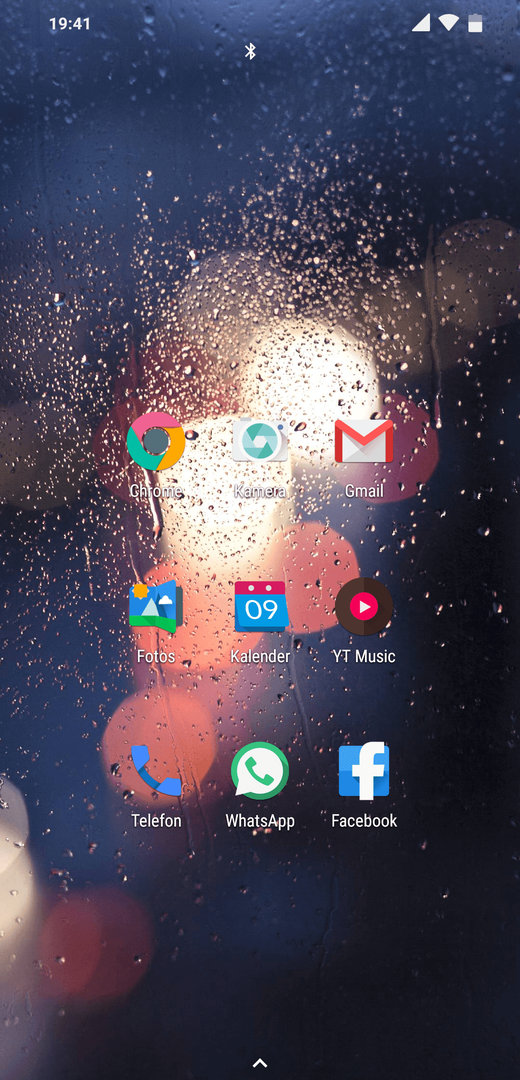 Screenshot_2018-10-09-19-41-54-760_com.teslacoilsw.launcher.png