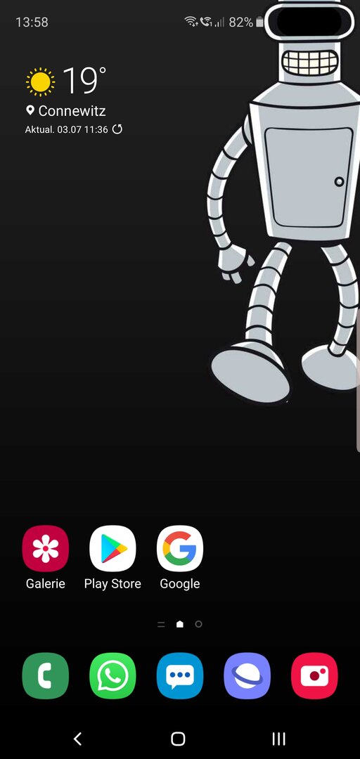 Screenshot_20190703-135827_One UI Home.jpg