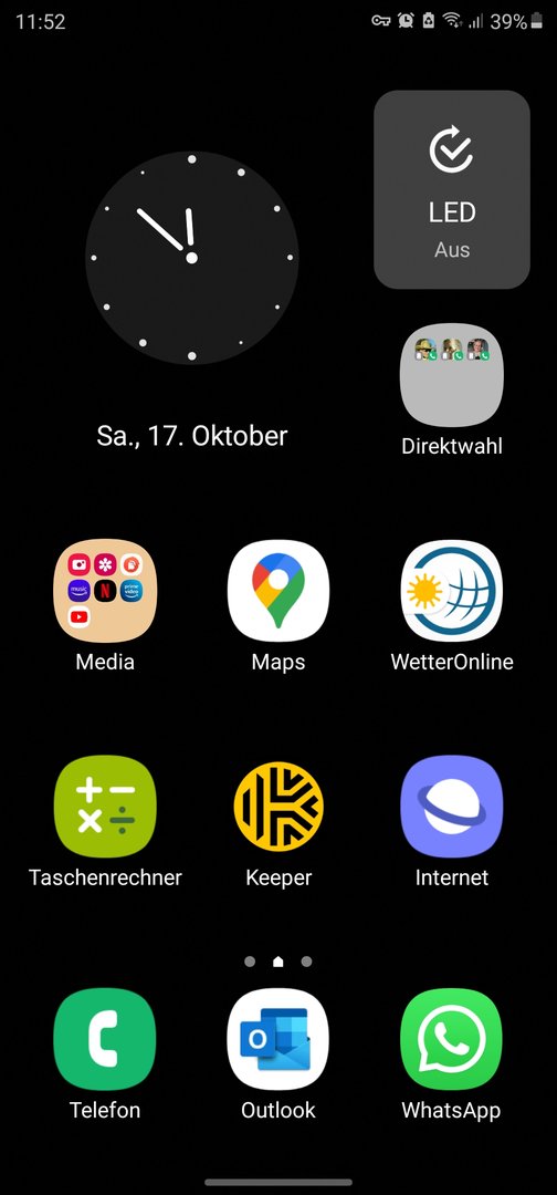 Screenshot_20201017-115220_One UI Home.jpg