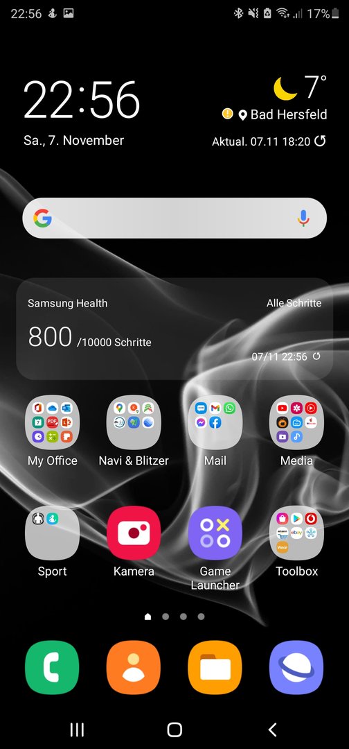 Screenshot_20201107-225655_One UI Home.jpg