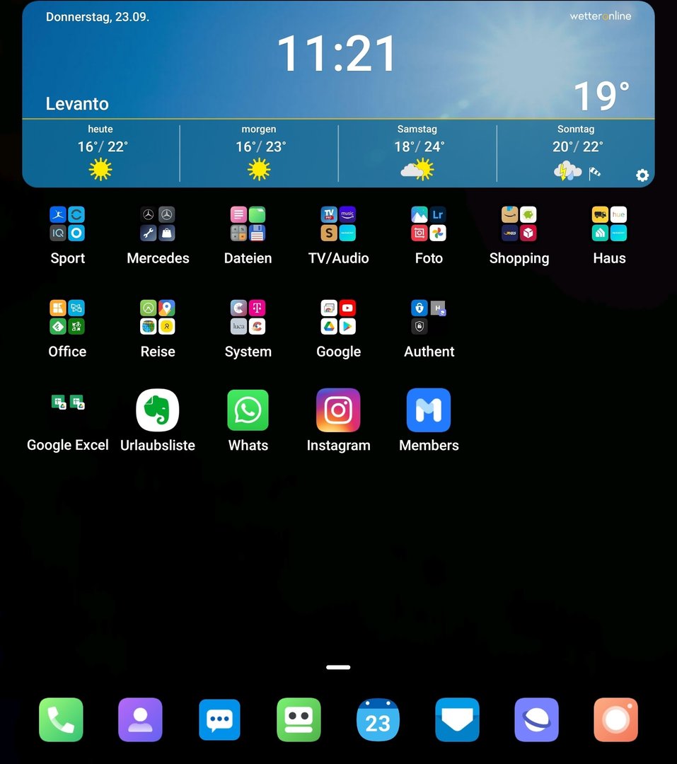 Screenshot_20210923-112109_Microsoft Launcher.jpg