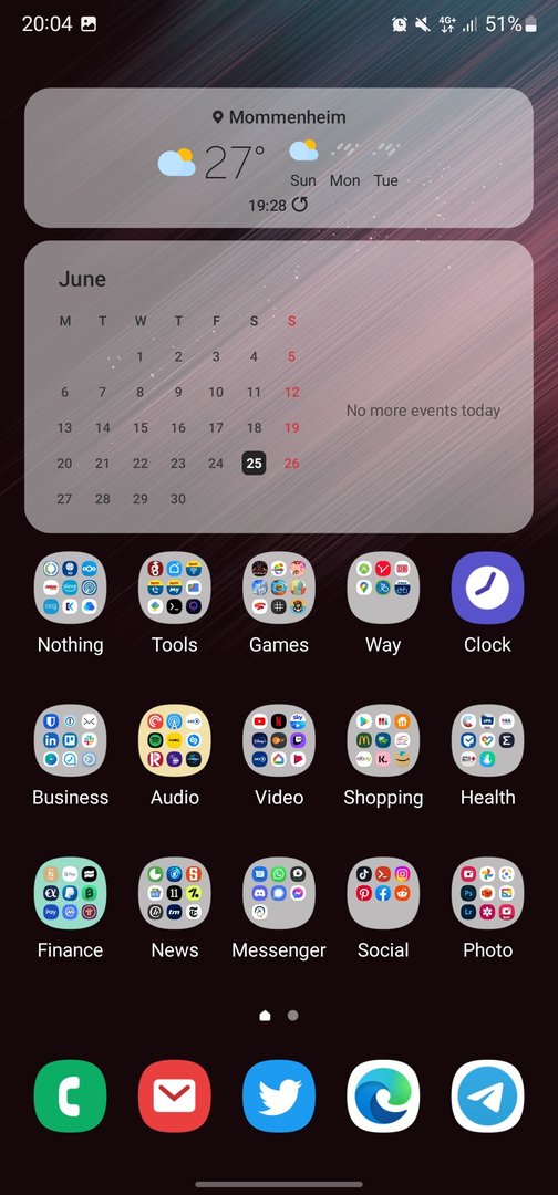 Screenshot_20220625-200452_One UI Home.jpg