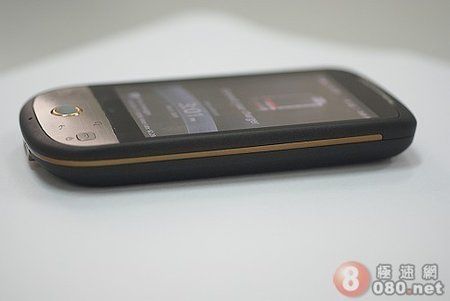 htc_hero200_2.jpg