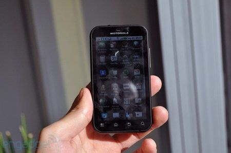 moto-defy-1.jpg
