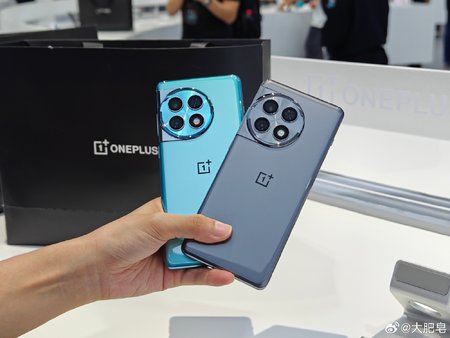 oneplus_ace_2_pro_vo_vsej_krase_na_studijnyh_foto_4.jpg oneplus_ace_2_pro_vo_vsej_krase_na_studijnyh_foto_4.jpg