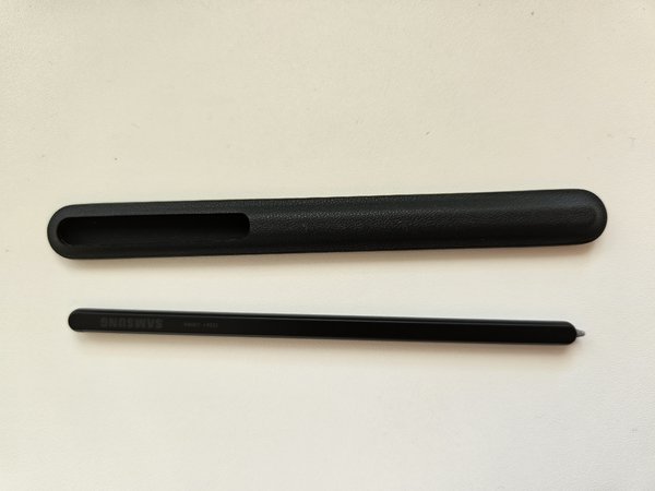 S Pen Fold Edition EJ-PF946 b.jpg