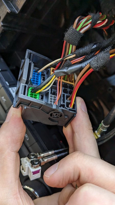 Harness Skoda 1.jpg