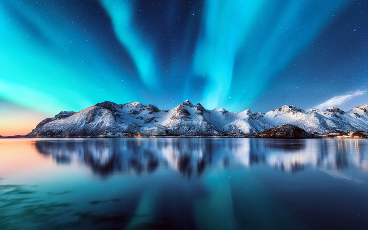 Aurora_Lofoten_Island_Starry_sky_2021_Norway_5K_Photo_5120x3200.jpg