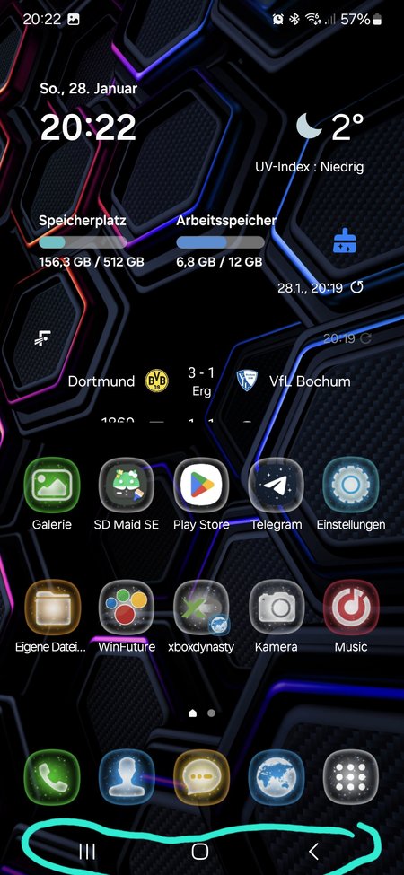 Screenshot_20240128_202252_One UI Home.jpg