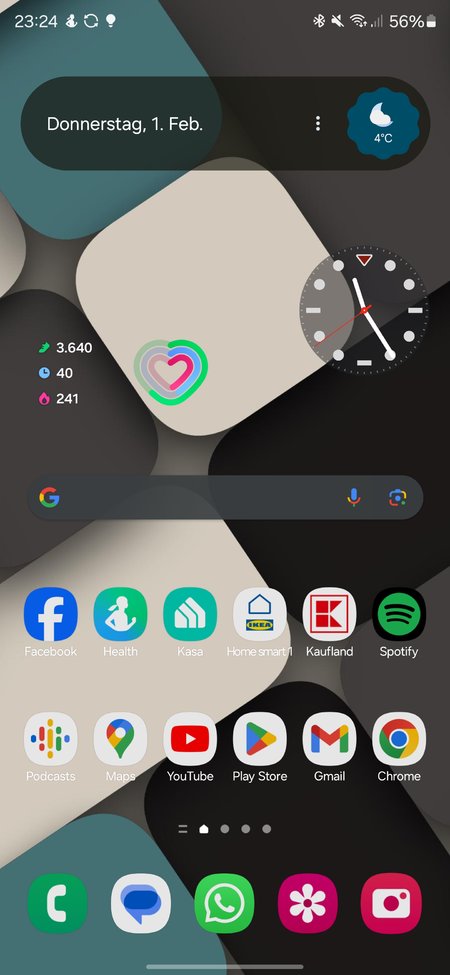 Screenshot_20240201_232439_One UI Home.jpg