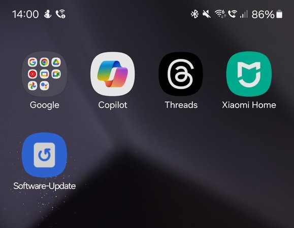 Screenshot_20240222_140041_One UI Home.jpg