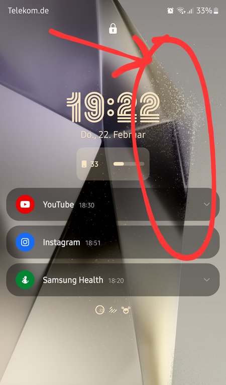 Screenshot_20240222_192250_One UI Home.jpg