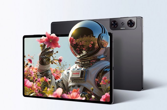 ZTE Nubia 3D_1.jpg ZTE Nubia 3D_1.jpg