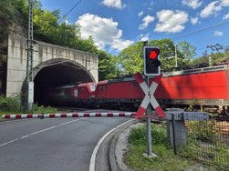 Zug-volle-Fahrt2.jpg