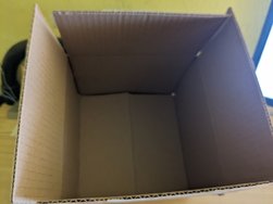 Paket leer.jpg