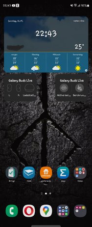 Screenshot_20240721_224355_One UI Home.jpg