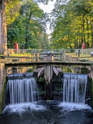 PXL_20240922_154542408.LONG_EXPOSURE-01.COVER.jpg