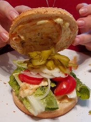 241103_burger_152510.jpg