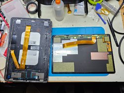 Galaxy Tab S5e open.jpg