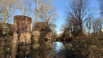 Schloss Bladenhorst.jpeg