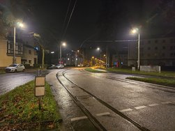S24U-ohne-Autoscheinwerfer.jpg