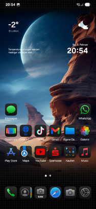 Screenshot_20250202_205436_One UI Home.png