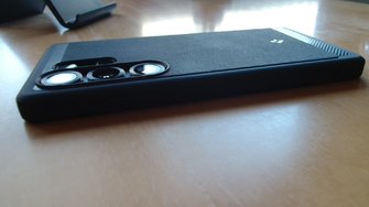 Spigen_RA3.jpg