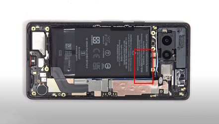 Pixel-7a-teardown.jpg