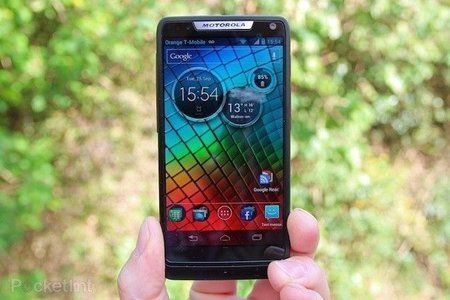 intel-packing-motorola-razr--i-upgrade-jelly-bean-0.jpg
