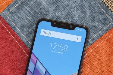 poco-notch.jpg