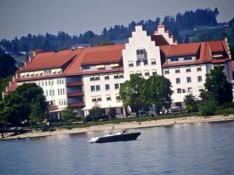 Zoom 30-fach mit KI.jpg
