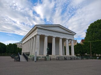 IMG_20250514_184211.jpg