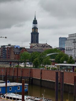 285.jpg