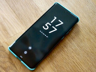 Case_Standby-Display_2.JPG