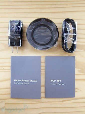 nexus4wirelesscharger02.jpg