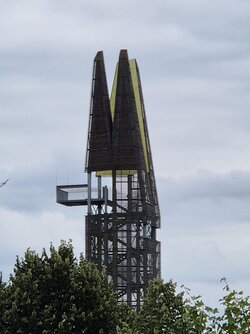 S2402.jpg