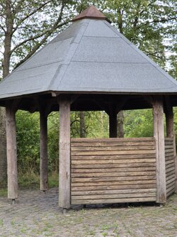 s2411.jpg