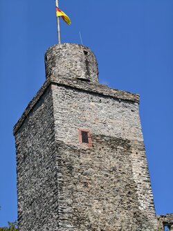 Faleknstein-Zoom-Turm-vivo.jpg