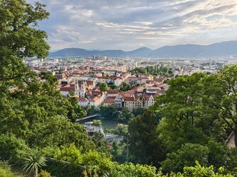 IMG_20250712_GRAZ-Schlossberg-Aussicht2.jpg