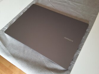 GalaxyBook3.jpg