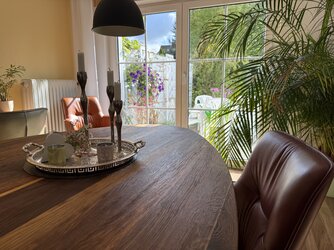 iPhone 16 pro.jpeg iPhone 16 pro.jpeg