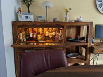 Pixel 4a 5G.jpg Pixel 4a 5G.jpg