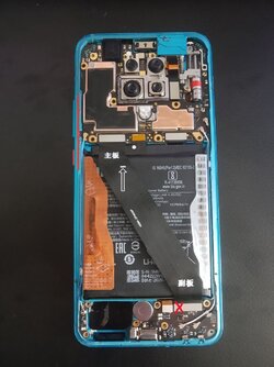 1. defektes Flachbandkabel.jpg