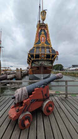 PXL_20250717_1057_Batavialand.jpg