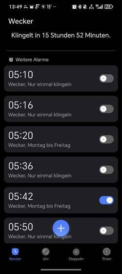 Screenshot_20251009_134931_com_hihonor_deskclock_AlarmsMainActivity.jpg