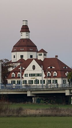 048 Oppo Find X9 Pro.jpg