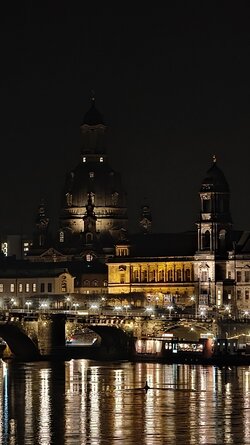 084 Oppo Find X9 Pro.jpg